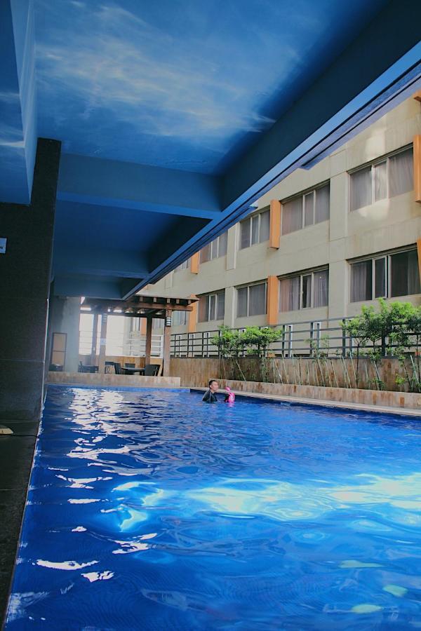 Loft Type Condominium At Club Ultima Residences Cebu Phòng bức ảnh