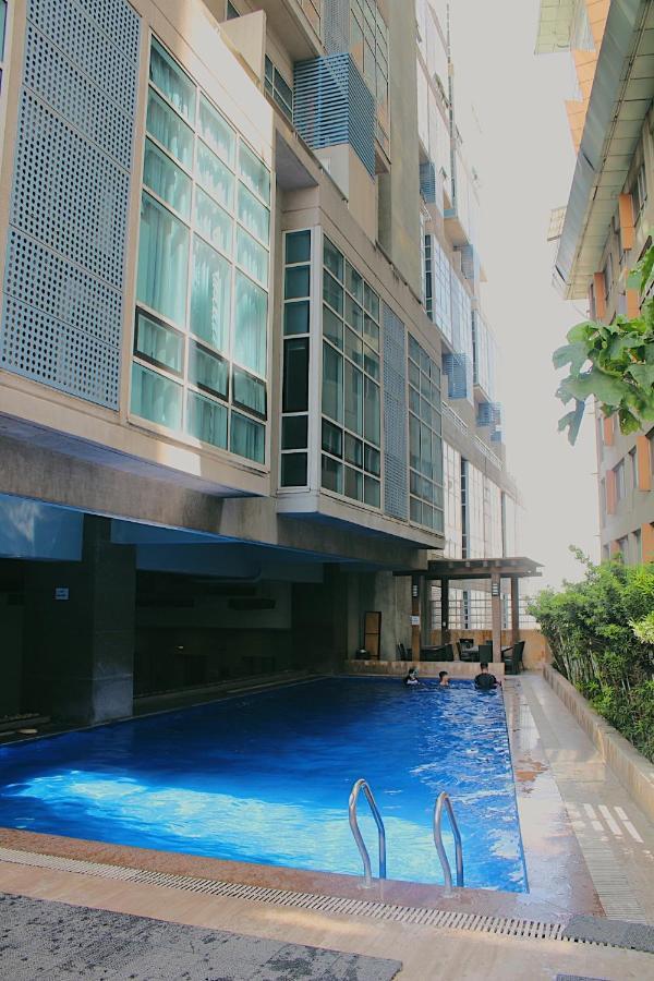 Loft Type Condominium At Club Ultima Residences Cebu Phòng bức ảnh