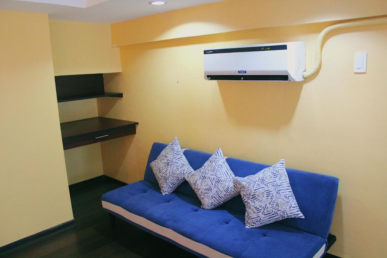 Loft Type Condominium At Club Ultima Residences Cebu Phòng bức ảnh